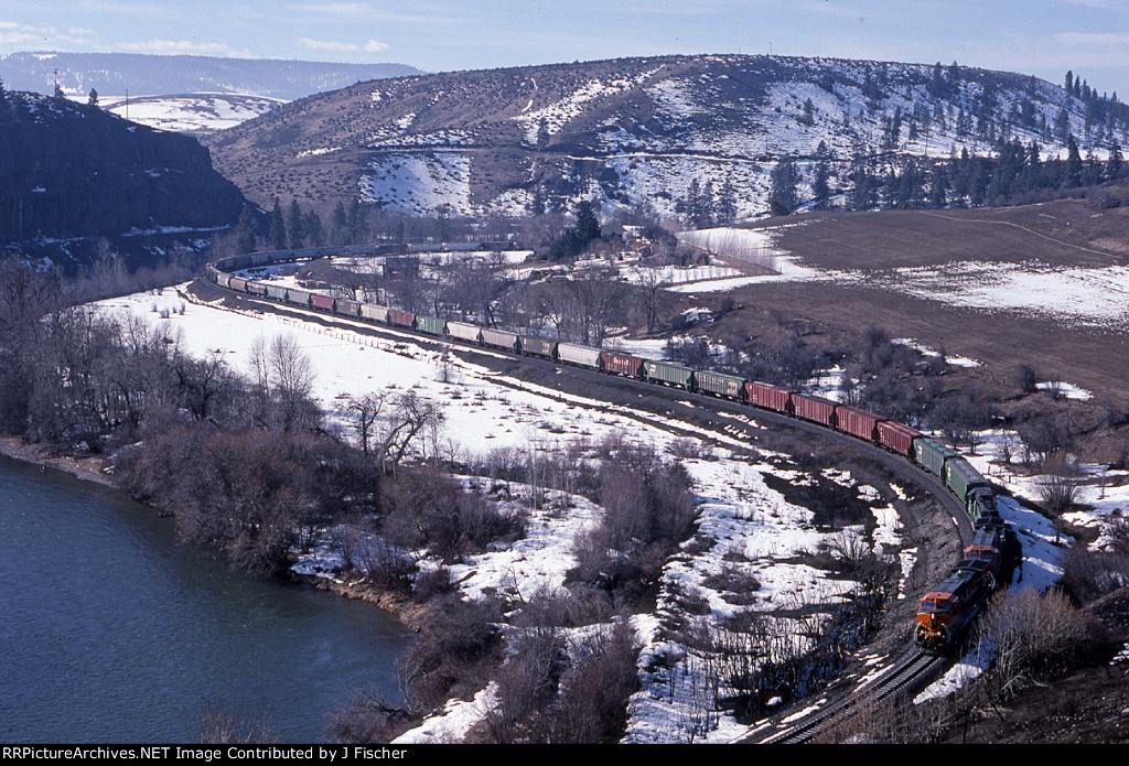 BNSF 1103